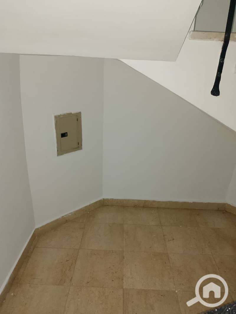 8 66821f04-790f-4f60-95d3-abd479fa0926. jpeg