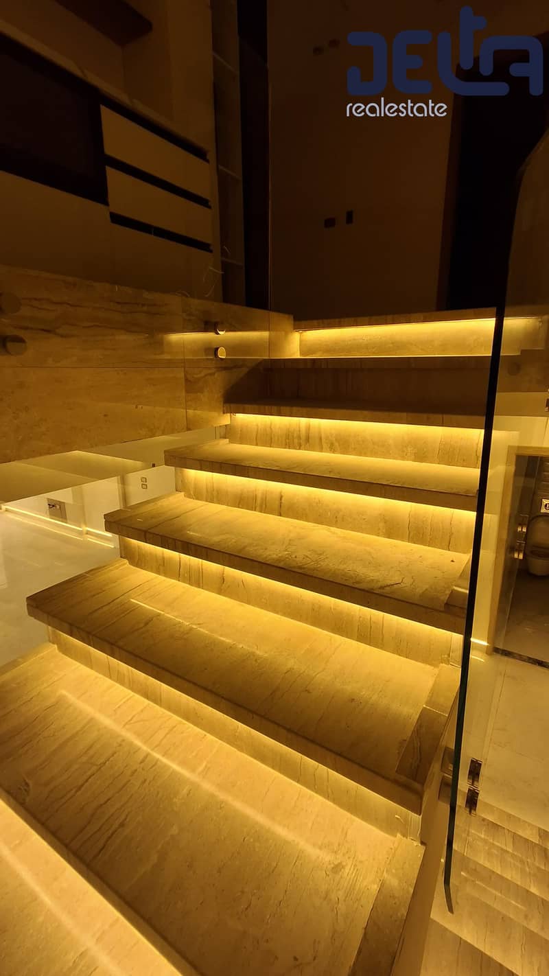 15 6180986b-e4ed-462e-87ce-f63700bdb2cc. jpg