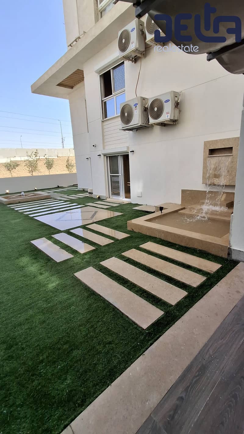 19 f8005d4f-e5a0-4599-b39a-ace50a00e429. jpg