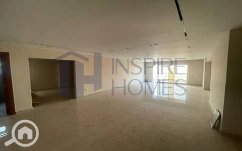 شقة 5 غرف نوم للايجار في سموحة، الإسكندرية - 2. JPG