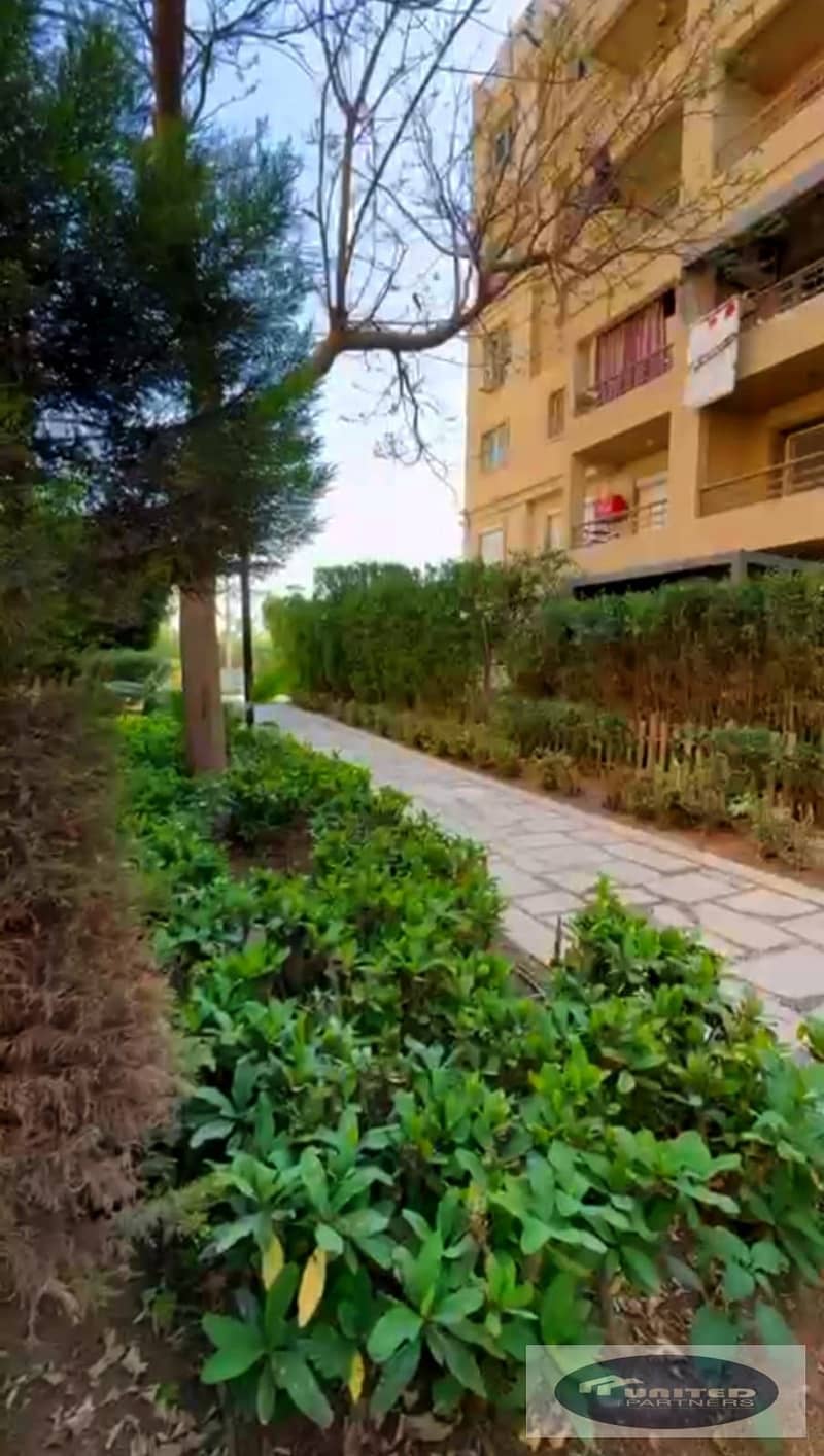 8 dc42cea6-c7b4-4562-9b1d-2d1b8ce9201f. jpg