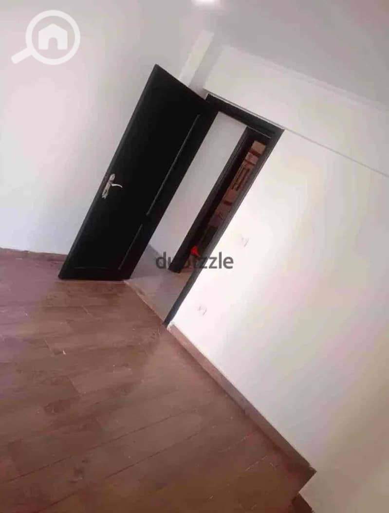 5 1d981579-8a35-4ef1-b42e-05533f9c03a4. jpg