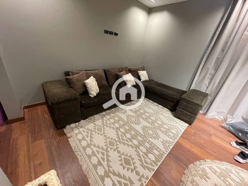 2 WhatsApp Image 2026-01-14 at 2.04. 56 PM (1). jpeg