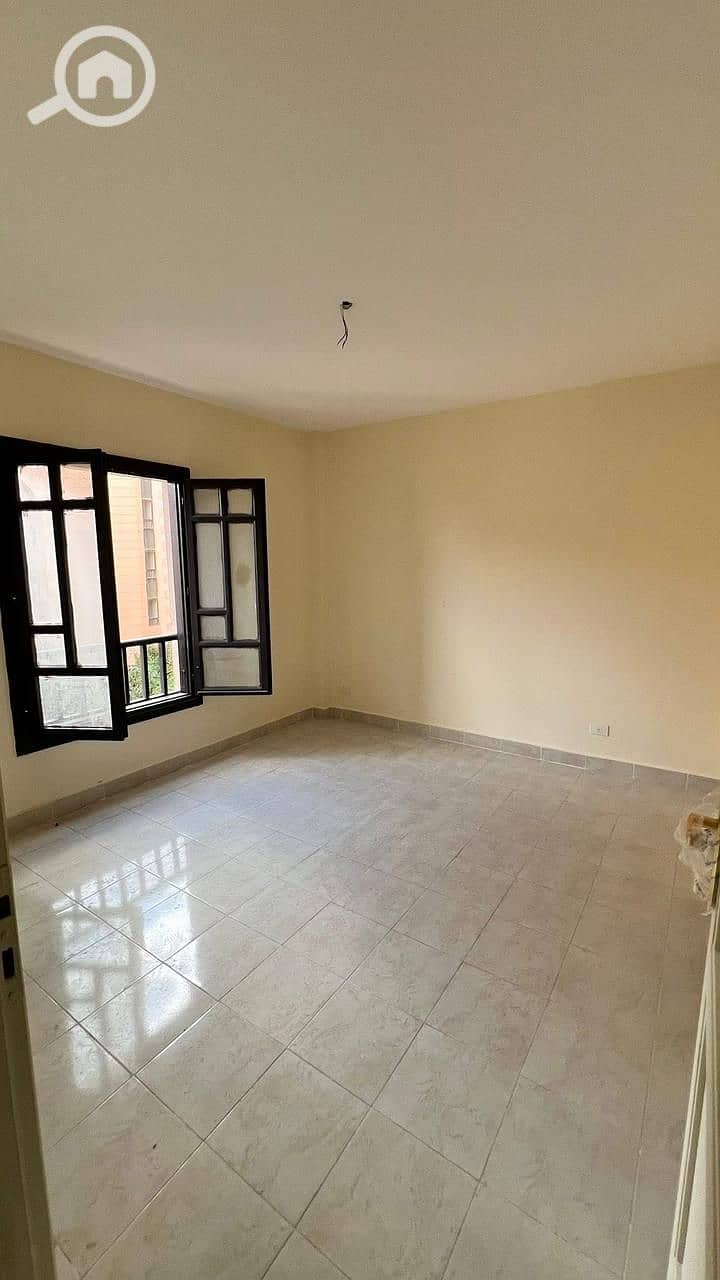 3 5cb37923-1da7-4d0c-b739-2f505311d878. jpeg