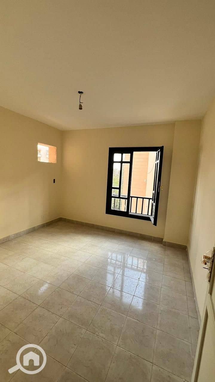 4 9f29629e-eab2-48a8-9fff-1a32da5aa27e. jpeg