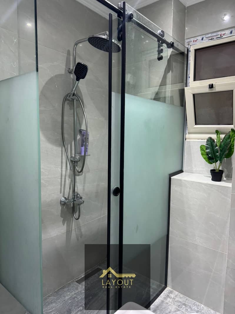 8 Untitledلاتغفغ. jpg