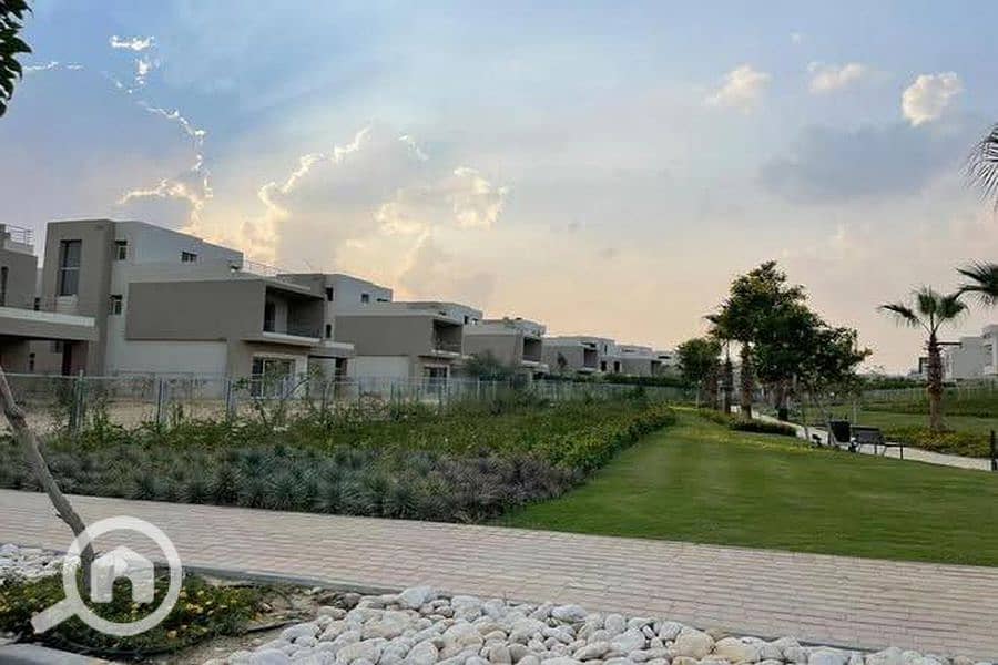 3 FB_IMG_1745423374621_900x600. jpg