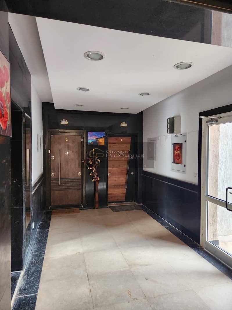 14 e6777318-9523-47c1-ab00-4dce00c92cf3. jpg