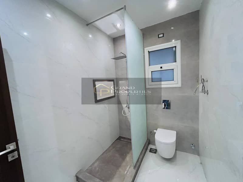 15 241662be-bdc7-428c-8657-c50a5ff2ec4f. jpg