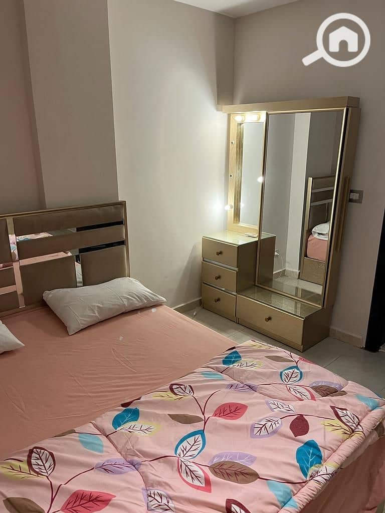 4 5ed6dba1-e4ea-4377-b169-575378405cc0. jpeg