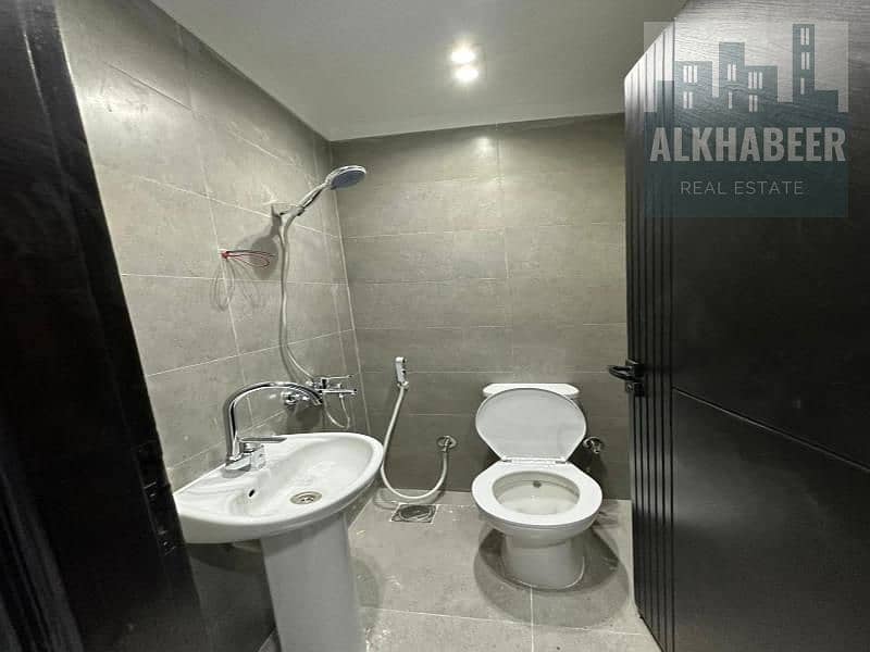 8 5bc8205b-4fd3-4d0b-bda4-43512952668f. jfif. jpg