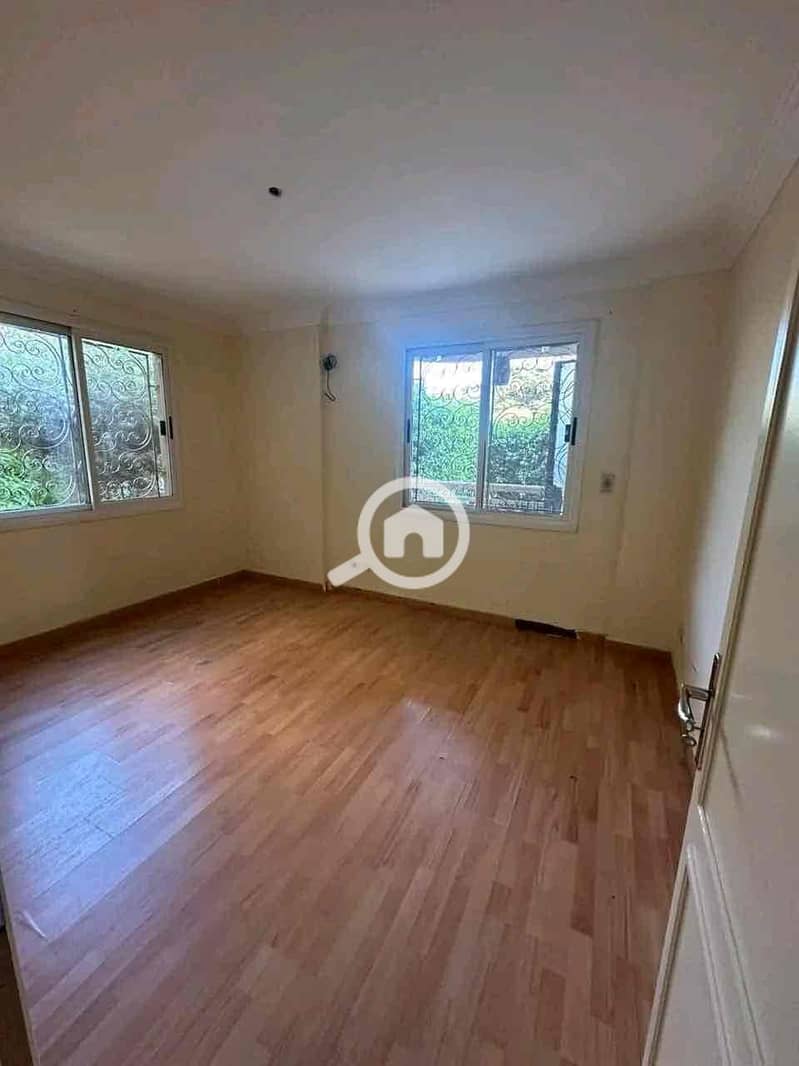 6 0ff63fe2-6a31-473b-b842-118dc8b47e3b. jpg