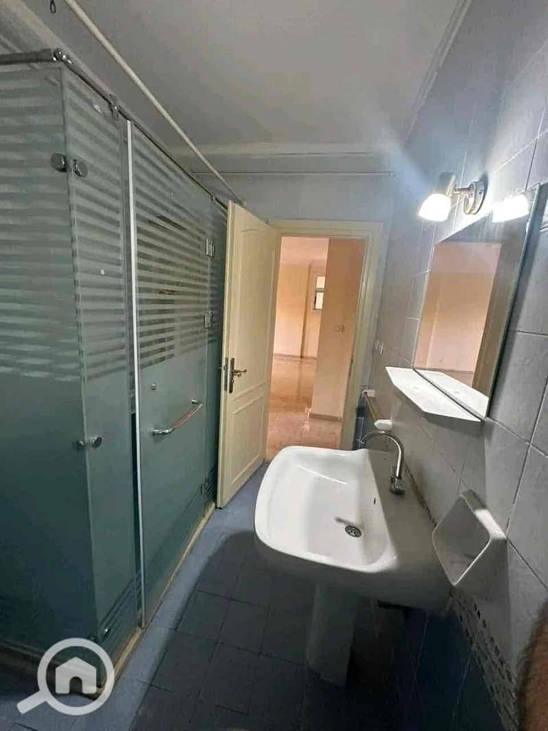 9 42c70dd1-9b60-4727-9829-42e48519e2e8. jpg