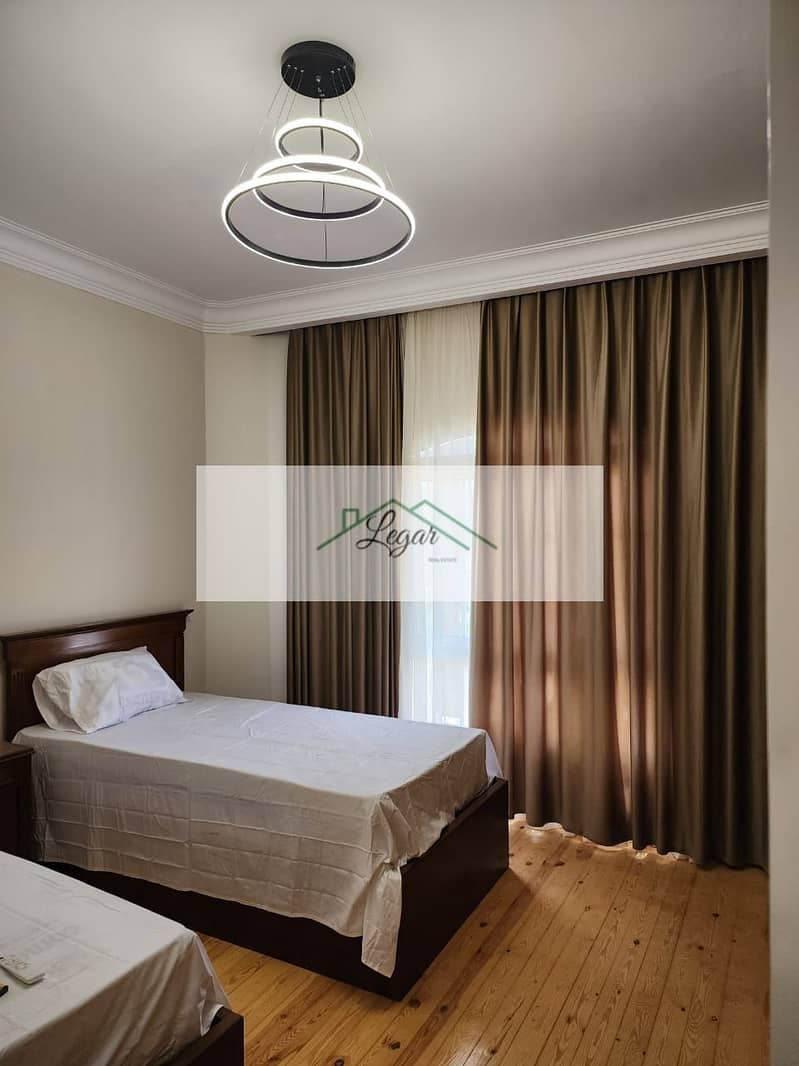 5 b47faa89-6a37-4386-b0e9-8ee5d5ae29f9. jpg