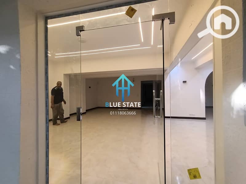 5 01118063666 (72). png