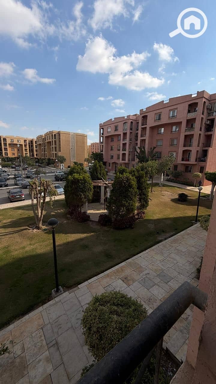 8 02ae6712-fc88-4578-9c86-1eac2b0a9e1d. jpeg