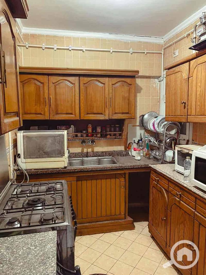 4 044d08be-3cac-440a-9066-a48c5eee356c. jpg