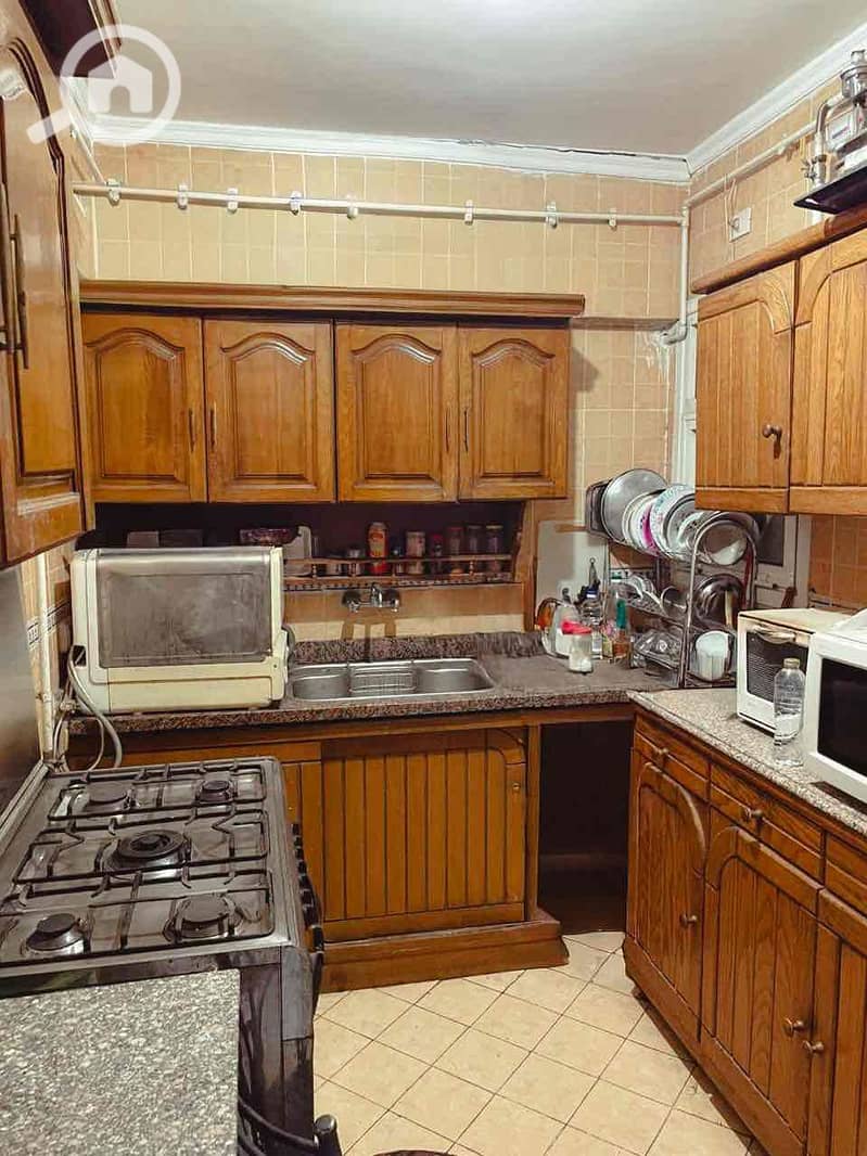 16 044d08be-3cac-440a-9066-a48c5eee356c. jpg