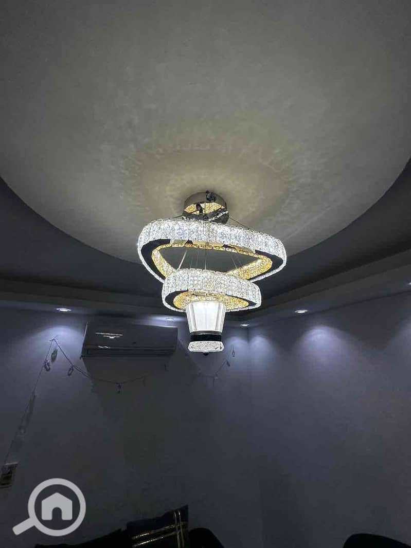 9 d8cc4f65-9595-4acb-b864-98945d62d786. jpg