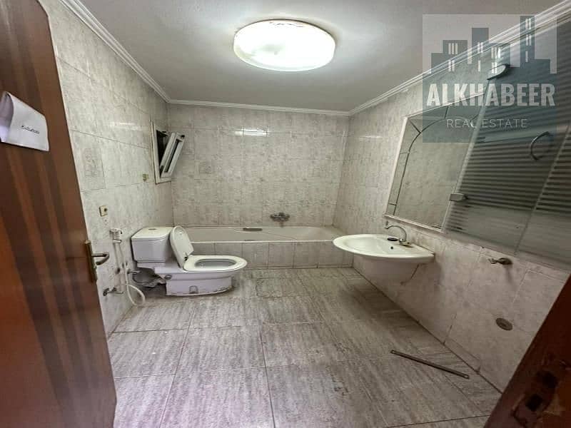 10 41a0ebd8-ed76-4516-99ba-ec37e5d2da66. jfif. jpg