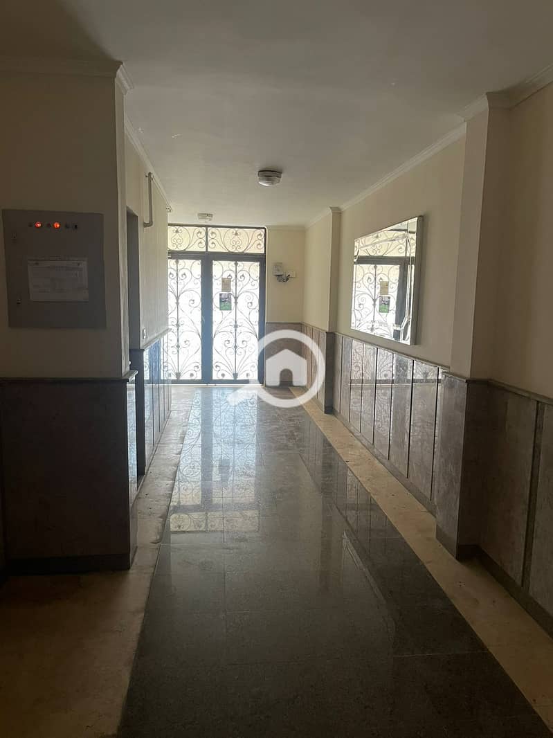 4 168bc5f3-7718-42c3-812c-de783a78bae9. jpeg