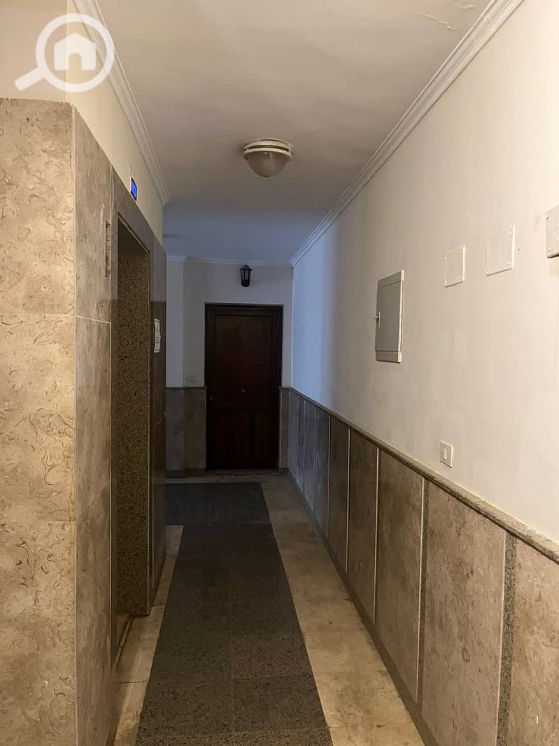 11 d8d1043f-7946-4bf8-ae8a-02c9b6076a2e. jpeg