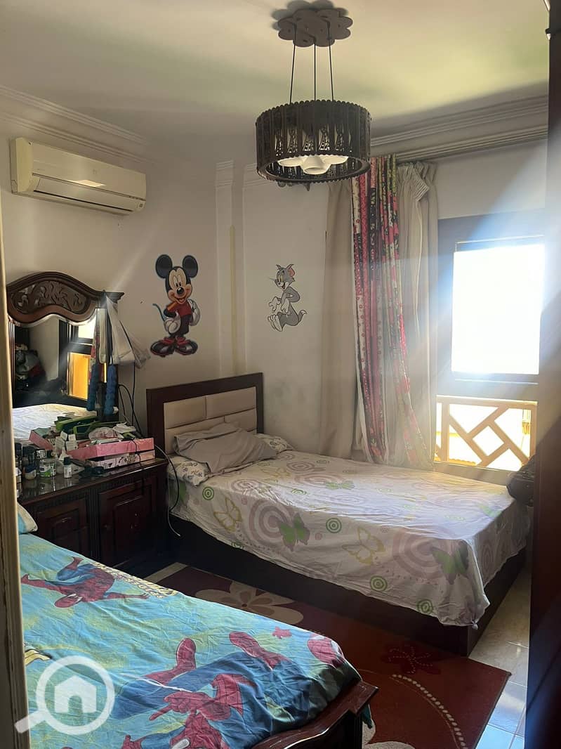 12 f8d0abf7-e336-4c81-837c-d959a06ef6cc. jpeg