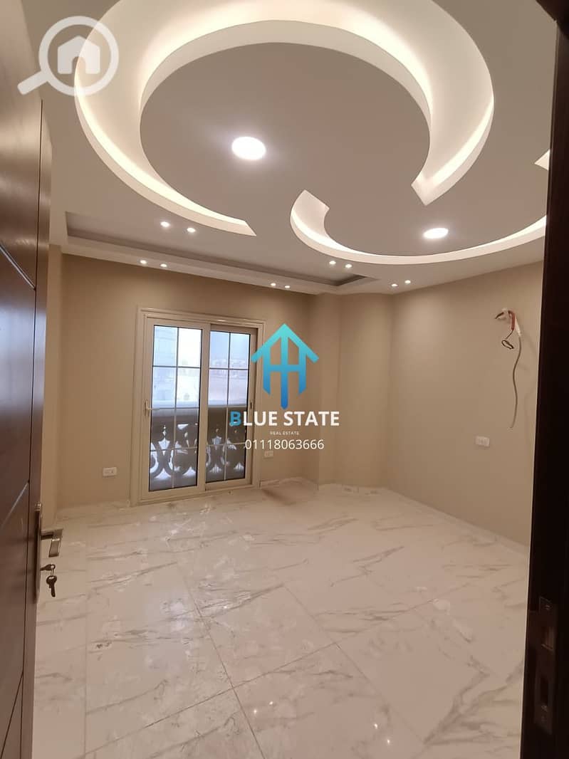 3 01118063666 (68). png