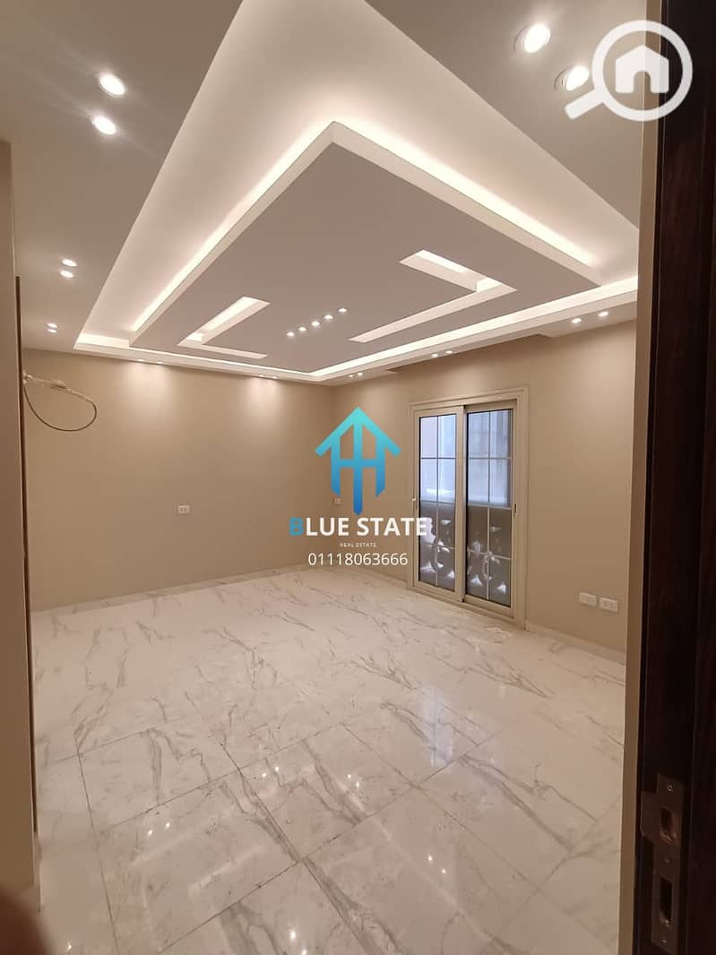 7 01118063666 (70). png