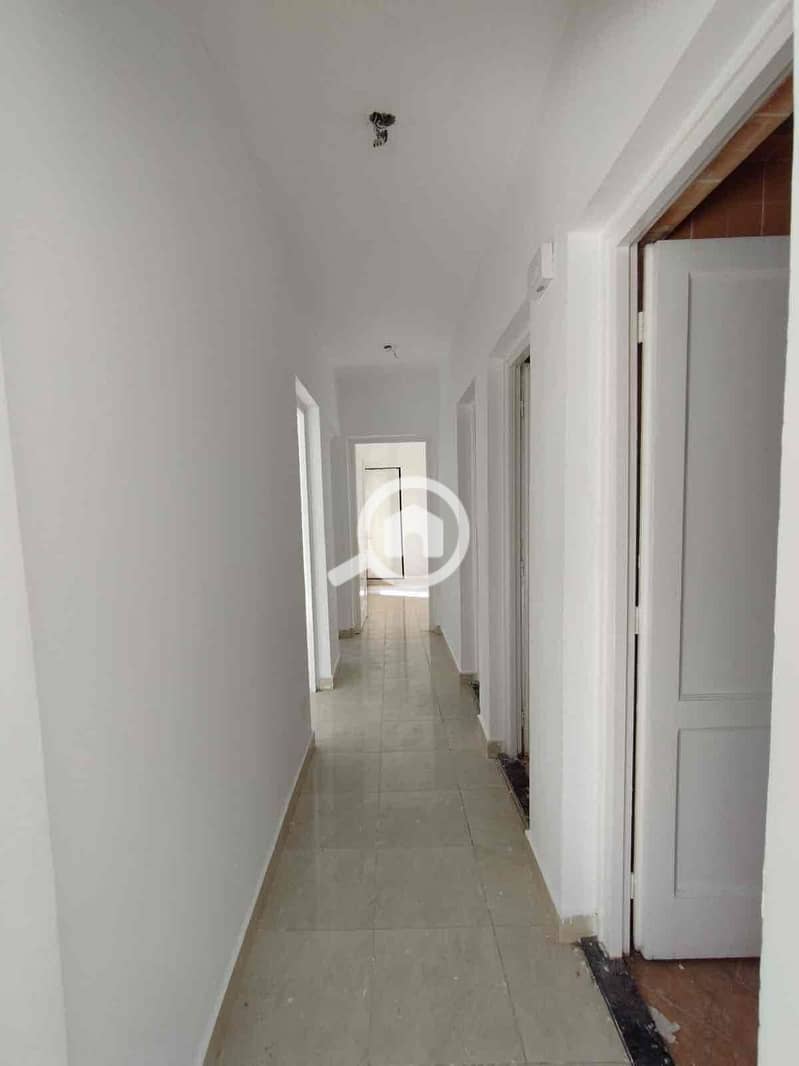 3 12f83637-798e-4570-a3ae-188039391338. jpg