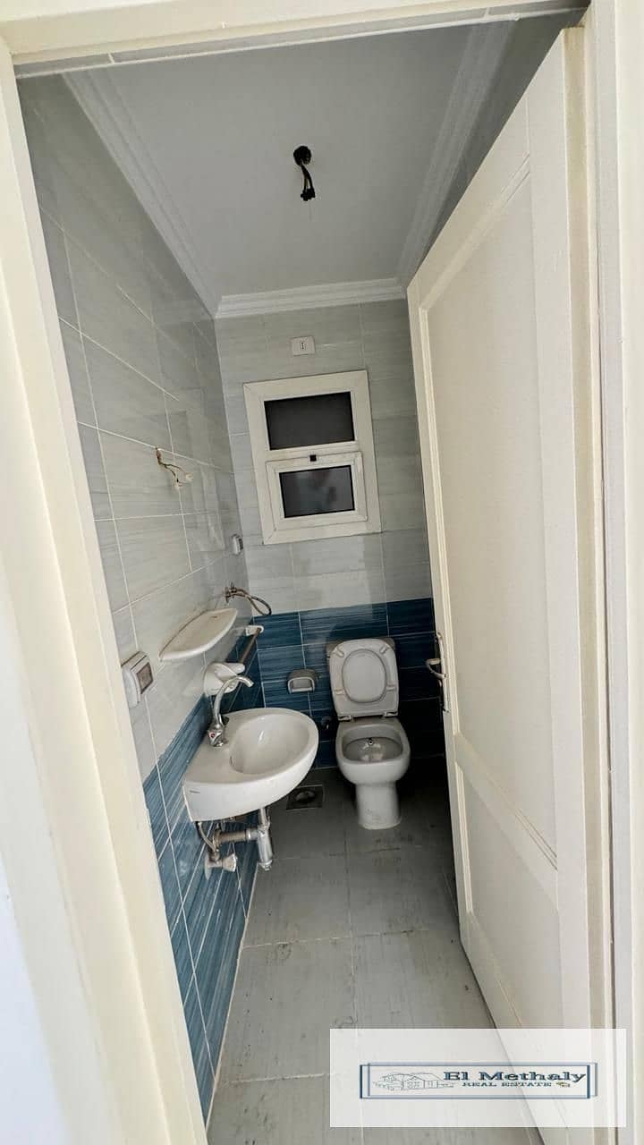 4 0dd46ba0-d920-42b0-8e40-81696852e4ab. jpg