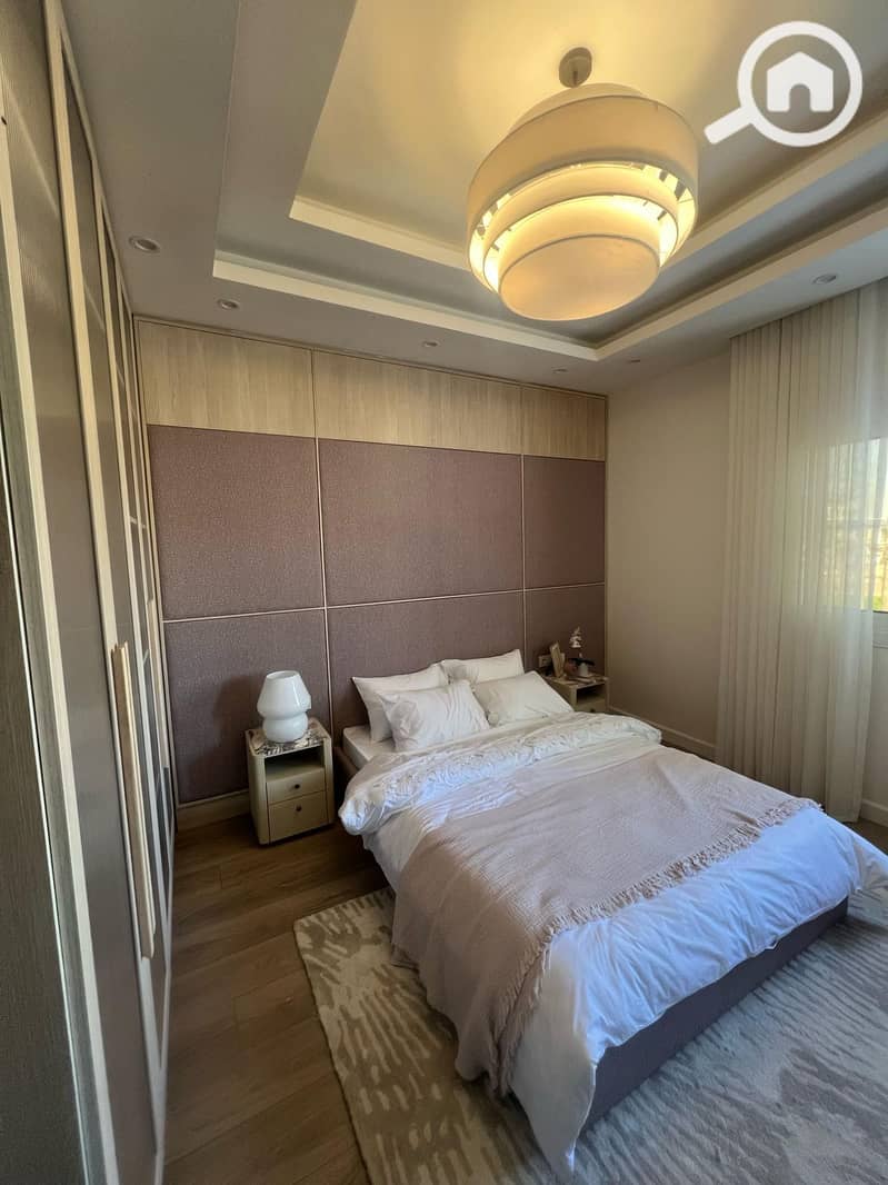 4 66ba79eb-50da-420a-aa9b-aeabf354e226. jpeg