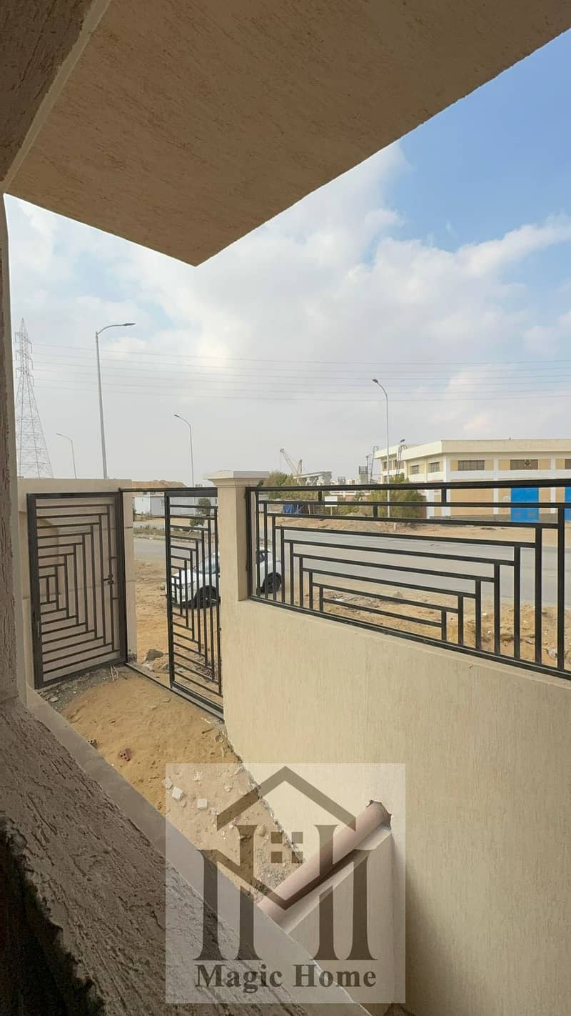 4 616a5321-15f9-486e-83b0-ceb95973048f. jpg