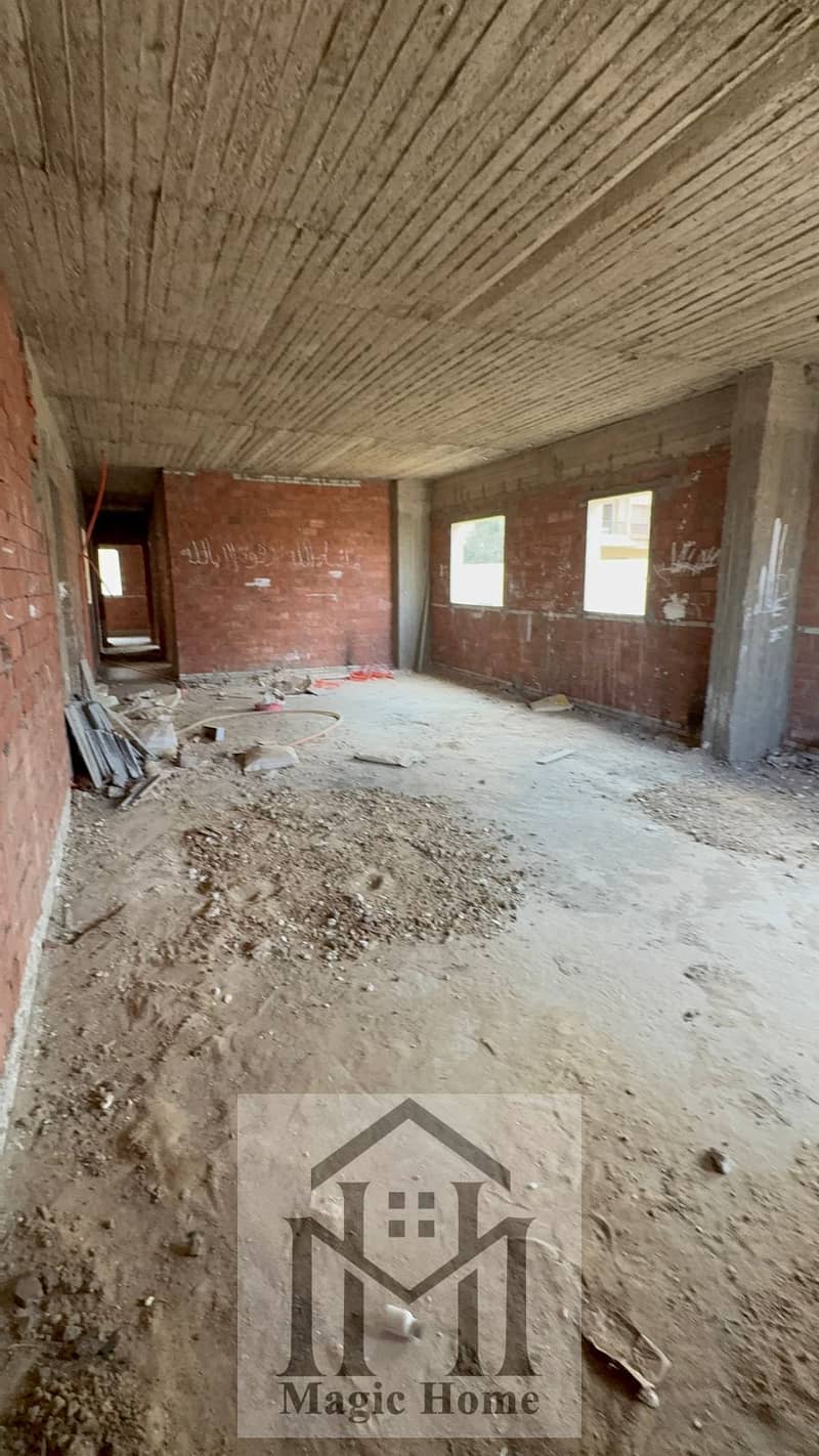 9 57698819-0575-431d-b3d3-4a750dc8d54b. jpg