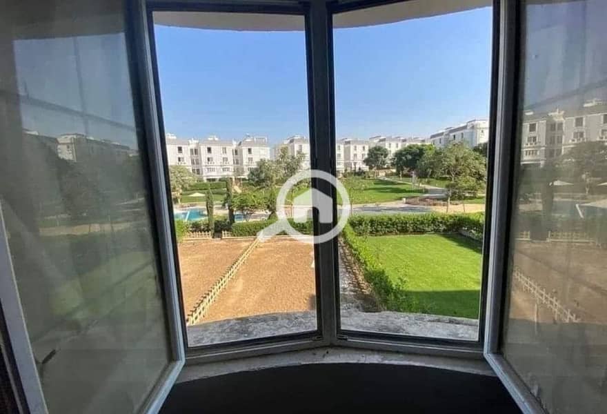 3 08a984bf-1d7b-4ab2-9b35-dd5370765eff. jpg