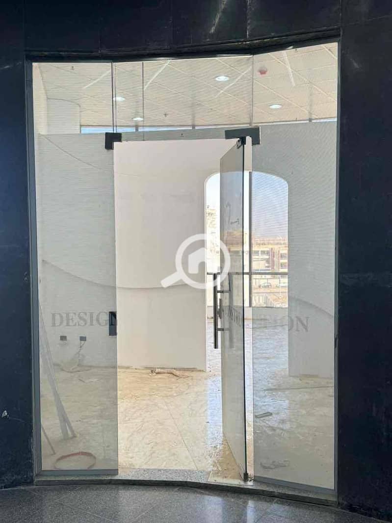 2 ab0cdf0c-2863-4c13-bb61-6d3f0140c4eb. jpg