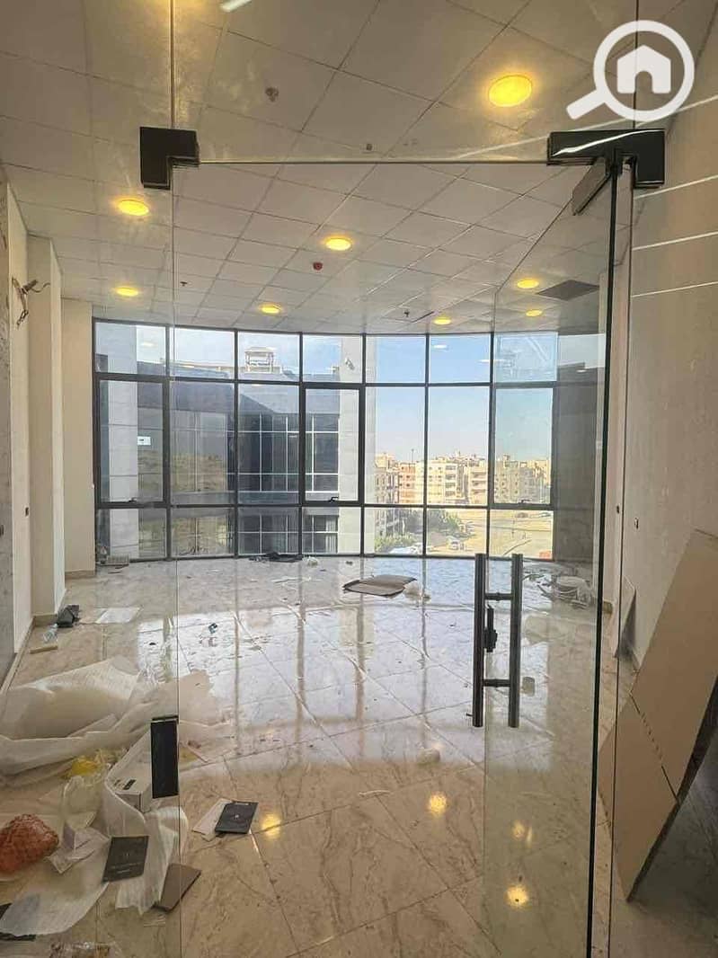 3 ecbfe6f0-516e-4ad1-9d41-39913676d739. jpg