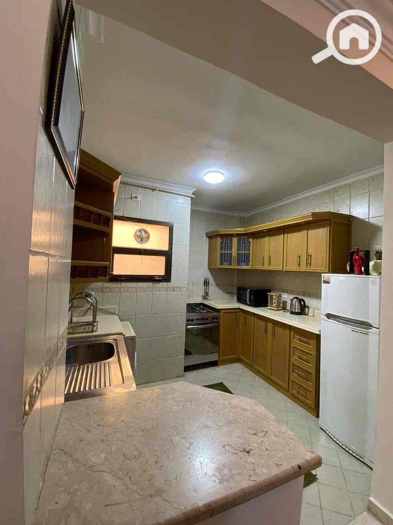 17 a5f94906-18c6-42f1-a4a6-870ec0e38790. jpg