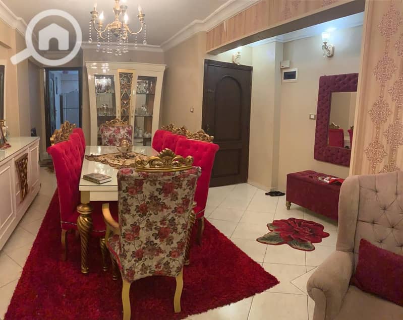 4 b2159bc8-7acb-40d2-b417-3dffcf75963a. jpg