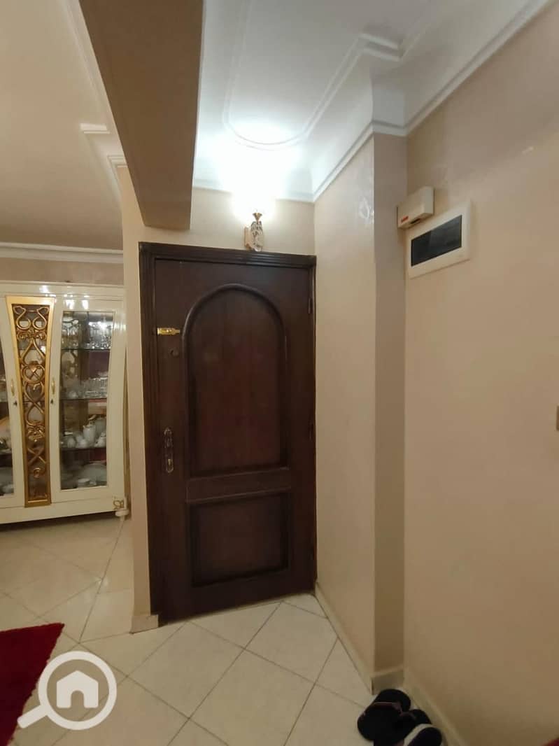 10 2d479a88-445b-484a-87aa-b27698719221. jpg