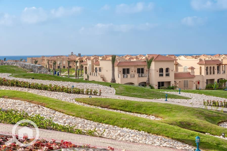 10 cea76e0f-d000-4152-b1f2-7c39ee57e01a. jpeg