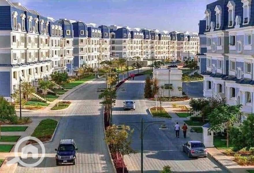 9 cfd92c0a-7734-461d-8f2f-442c717fec9c. jpg