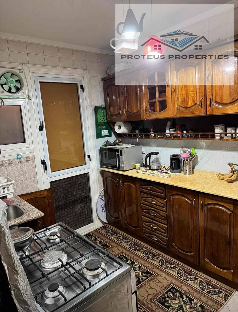 3 6d02e4ae-a235-4b3a-b16e-7c9a0f4adc4c. jpg