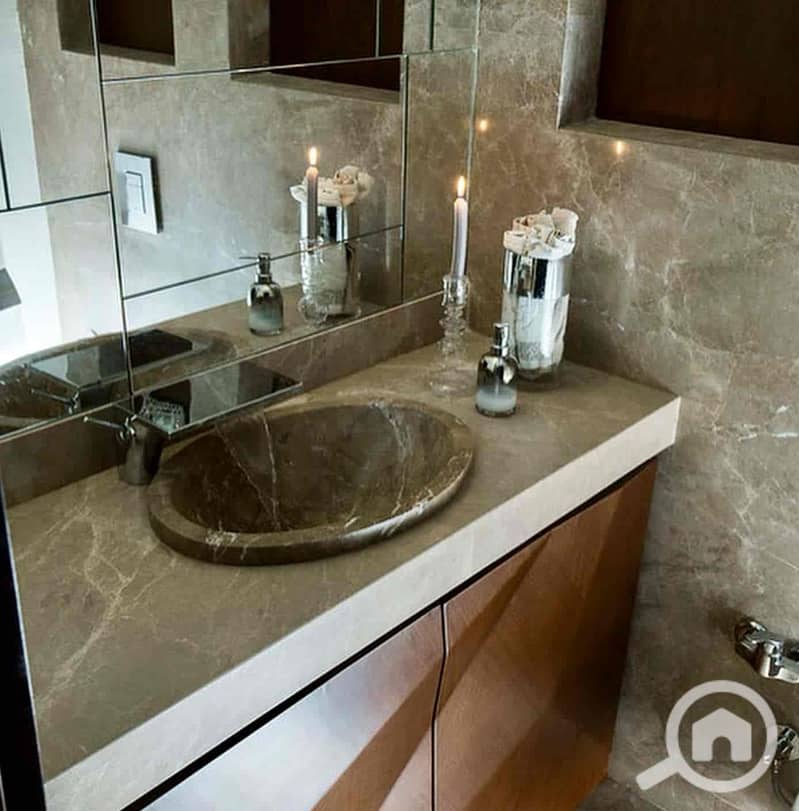 9 009ced8a-c8a9-4e73-9424-c87d7f189c4e. jpg