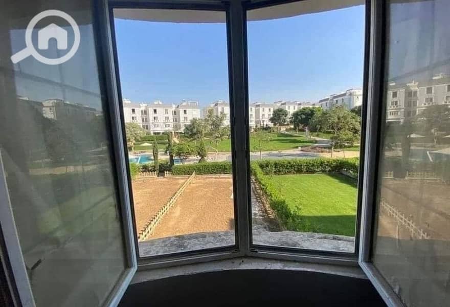 3 08a984bf-1d7b-4ab2-9b35-dd5370765eff. jpg