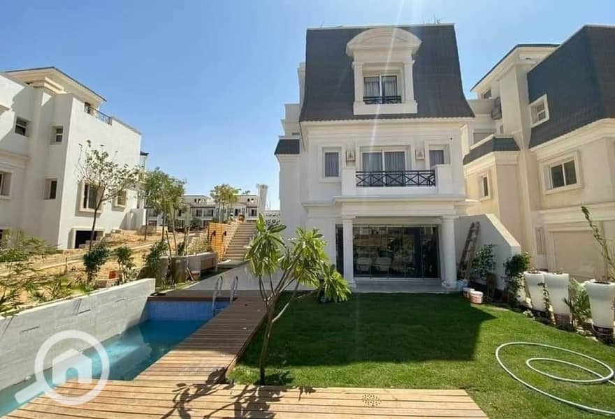 4 677de58f-e8af-4c0f-a049-f9dd5b828224. jpg