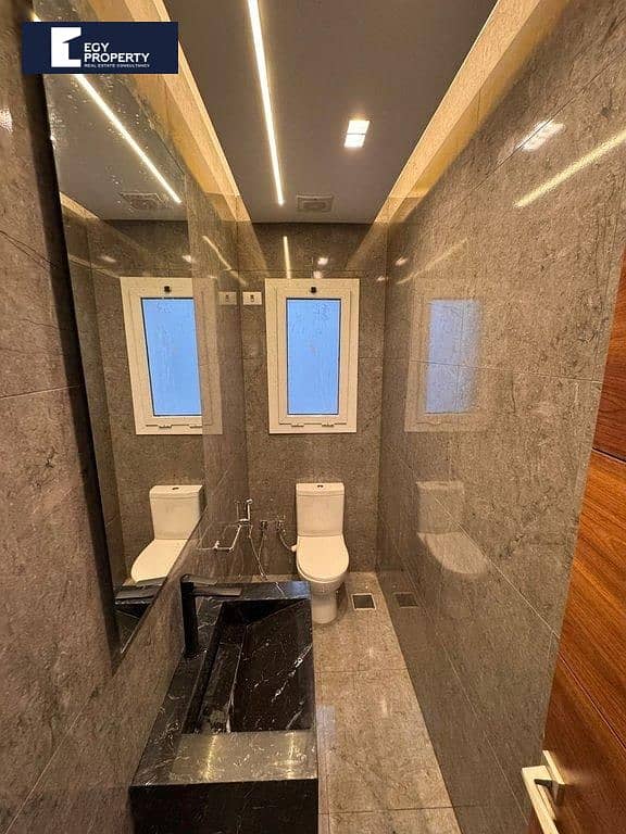 4 _files_47360b70-18e2-49f8-a381-6f08b7f4b4db. jpeg