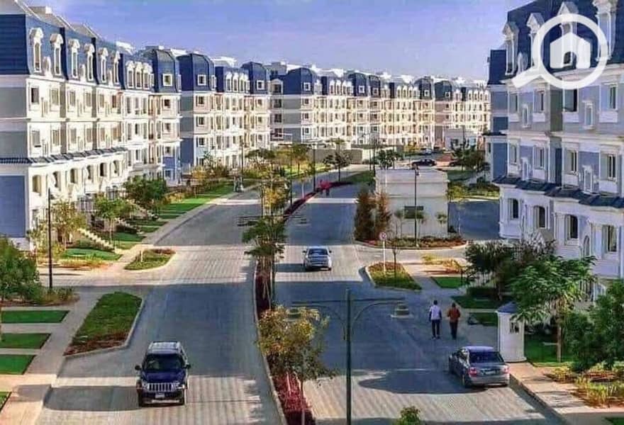 10 cfd92c0a-7734-461d-8f2f-442c717fec9c. jpg