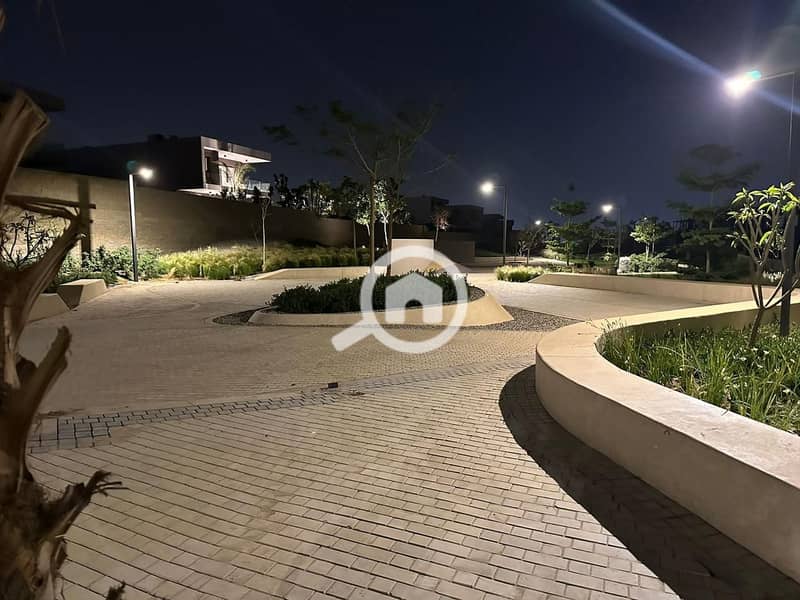 5 76fbb5ea-d658-4616-b731-324ccabe50cd. jpeg