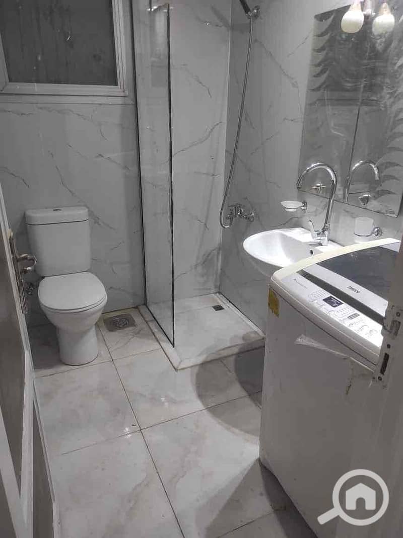 4 59b947e8-f0df-413e-8bac-b3334895b359. jpg